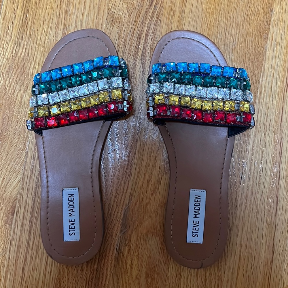 Steve Madden multicolor flat sandals size 7